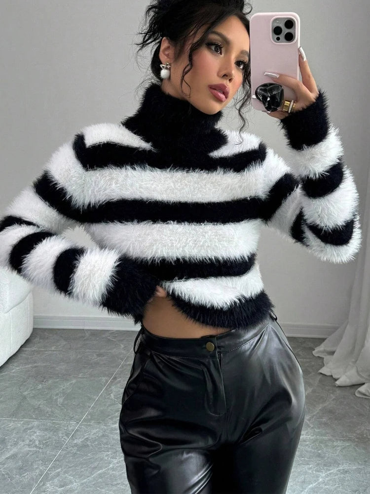 Damen Winterpullover zum Warmhalten – Gestreifter Pullover, Lässige Oberteile für Damen, Modische Damenbekleidung 2025