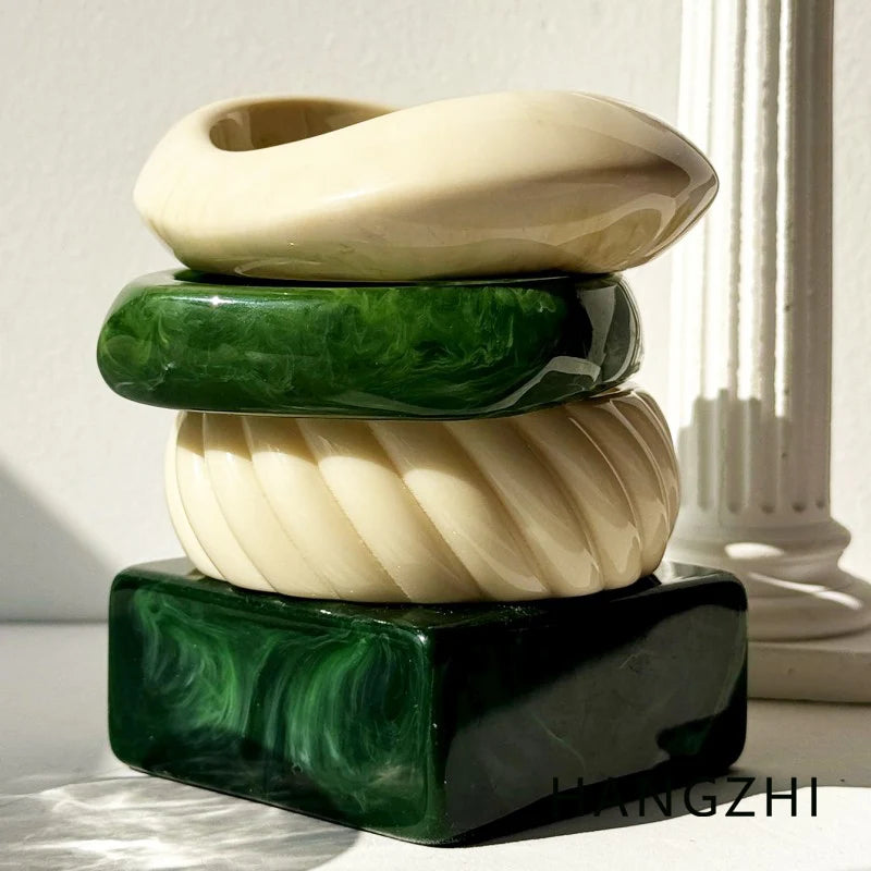 Green & White Wide Resin Bracelet – Irregular Square Chunky Bangle for Women | Elegant Autumn-Winter Fashion Jewelry