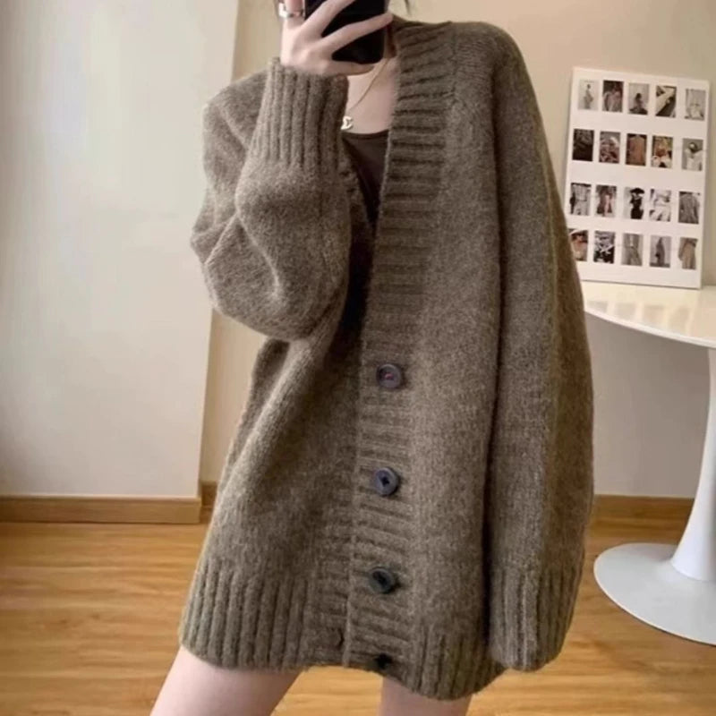 Women’s Vintage Oversized Cardigan – Y2K Chic V-Neck Knitted Sweater for Autumn/Winter Streetwear