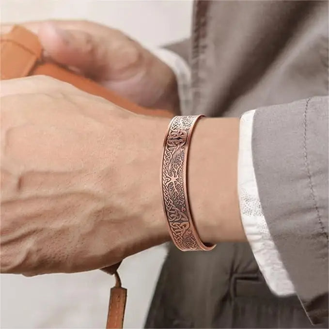 Vintage-Inspired Adjustable Magnetic Bronze Bracelet for Men – Retro Open Cuff Design, Fashionable & Timeless Jewelry