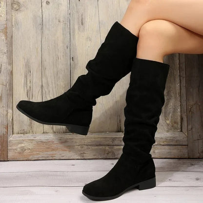 Women's Faux Suede Knee-High Boots – Pleated Slip-On Low Heel Fashion Booties for Autumn Winter – Stylish Knight Boots Mujer