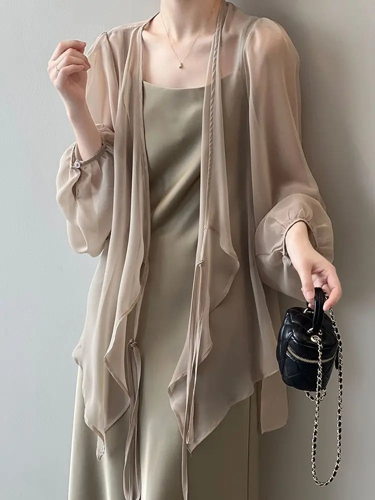 Lockeres Langarmshirt mit V-Ausschnitt für Damen – Schnürung im koreanischen Stil, einfarbiger Sommerchiffon, atmungsaktiv und minimalistisch