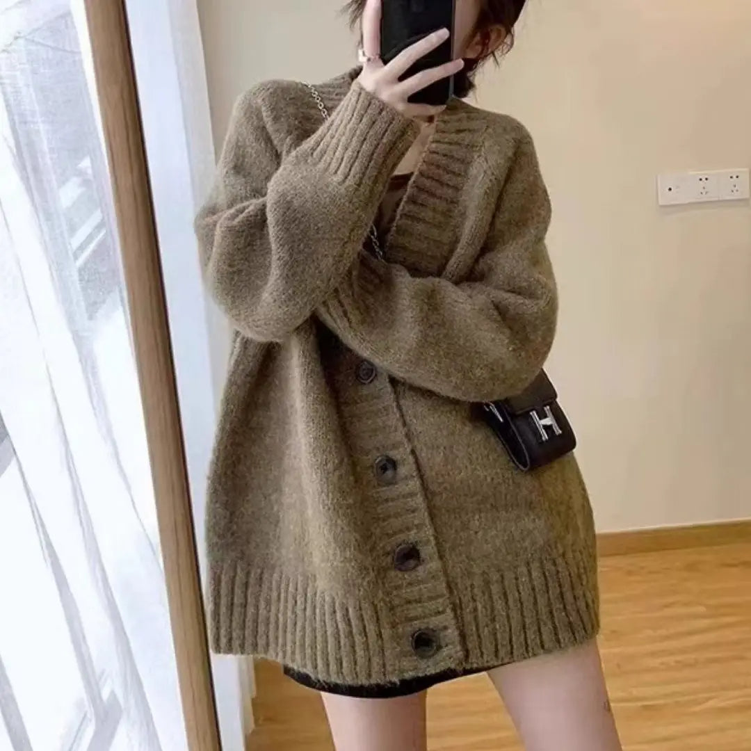 Women’s Vintage Oversized Cardigan – Y2K Chic V-Neck Knitted Sweater for Autumn/Winter Streetwear