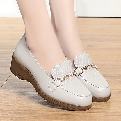 Spring Summer Fashion Soft Leather Women Loafers Flat Shoes