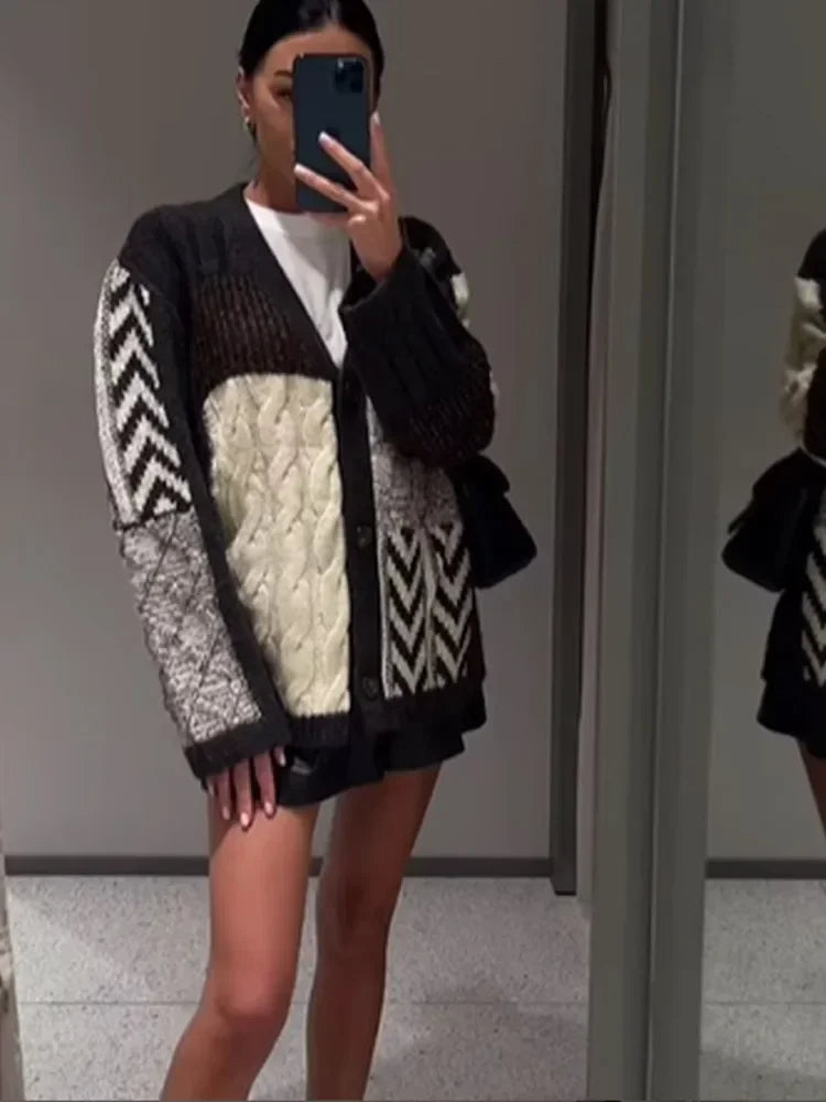 White Black Harmony Knitted Women Cardigan