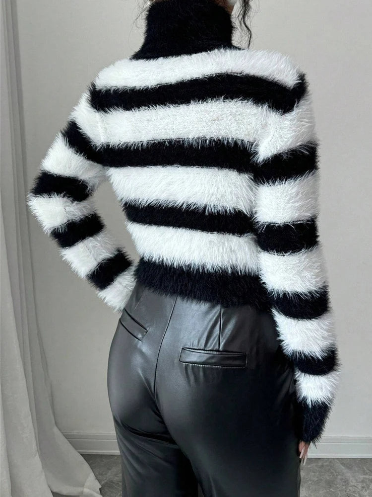 Damen Winterpullover zum Warmhalten – Gestreifter Pullover, Lässige Oberteile für Damen, Modische Damenbekleidung 2025