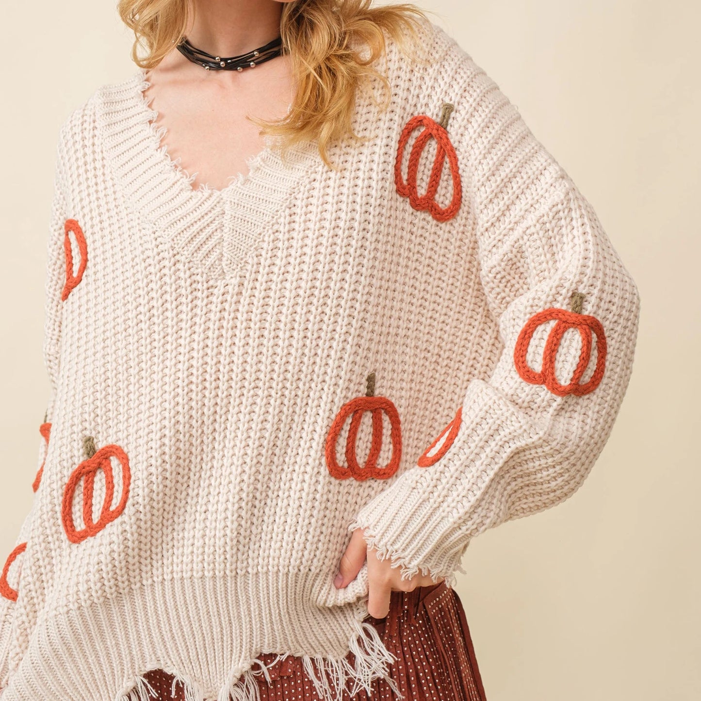 Women’s Halloween Knitted Sweater – V-Neck Pumpkin Design Long Sleeve Pullover for Autumn/Winter Streetwear