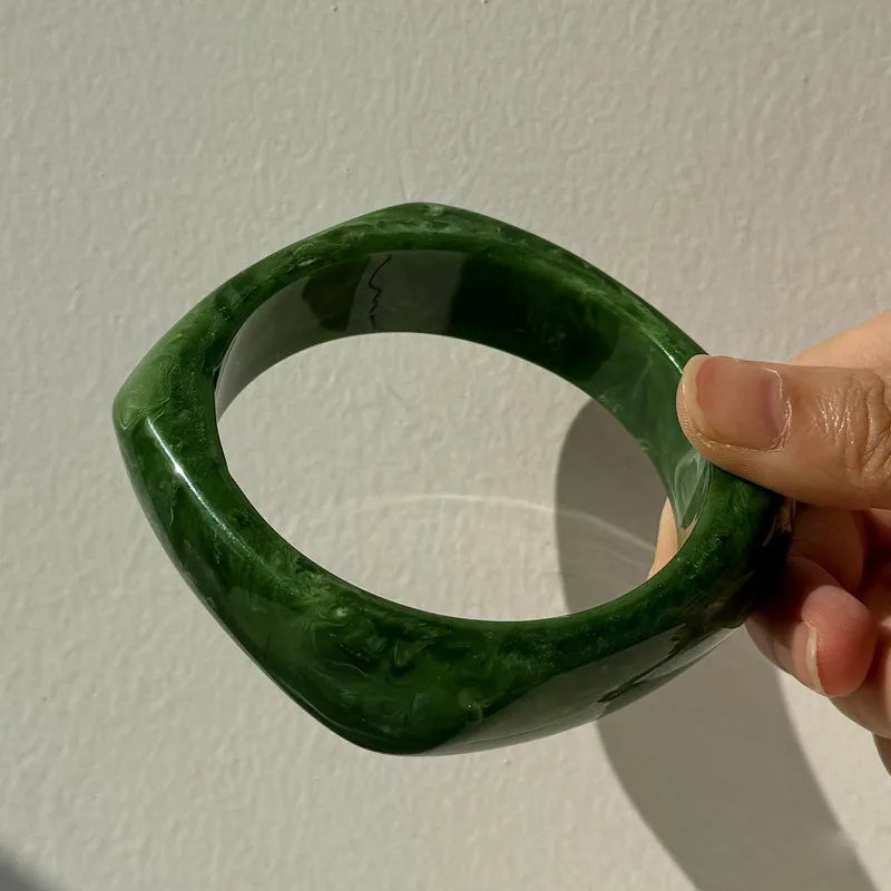 Green & White Wide Resin Bracelet – Irregular Square Chunky Bangle for Women | Elegant Autumn-Winter Fashion Jewelry