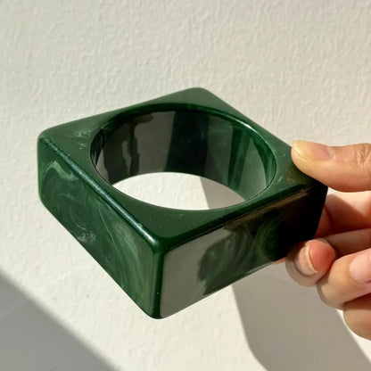 Green & White Wide Resin Bracelet – Irregular Square Chunky Bangle for Women | Elegant Autumn-Winter Fashion Jewelry